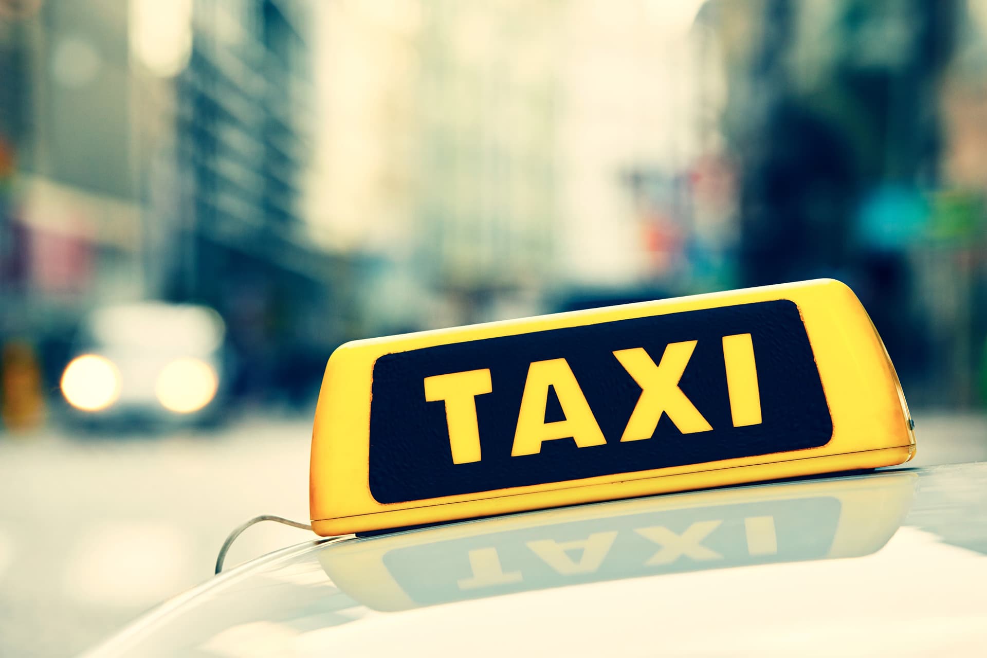 Conozca todos los servicios de nuestro taxista en Ponteareas