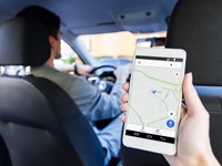Comodidad a todas horas: nuestros servicios de taxi 24 horas
